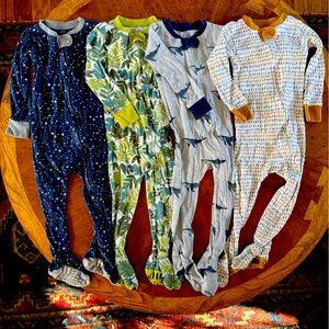 👍🏼Set of 24mo Burt’s Bees Footsie Pajamas😴